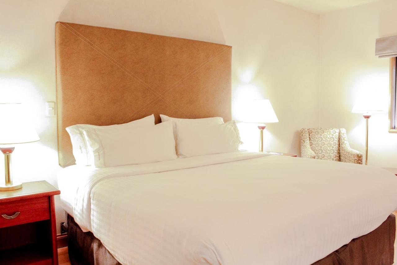 Holiday Inn Express Chihuahua By Ihg Exteriér fotografie