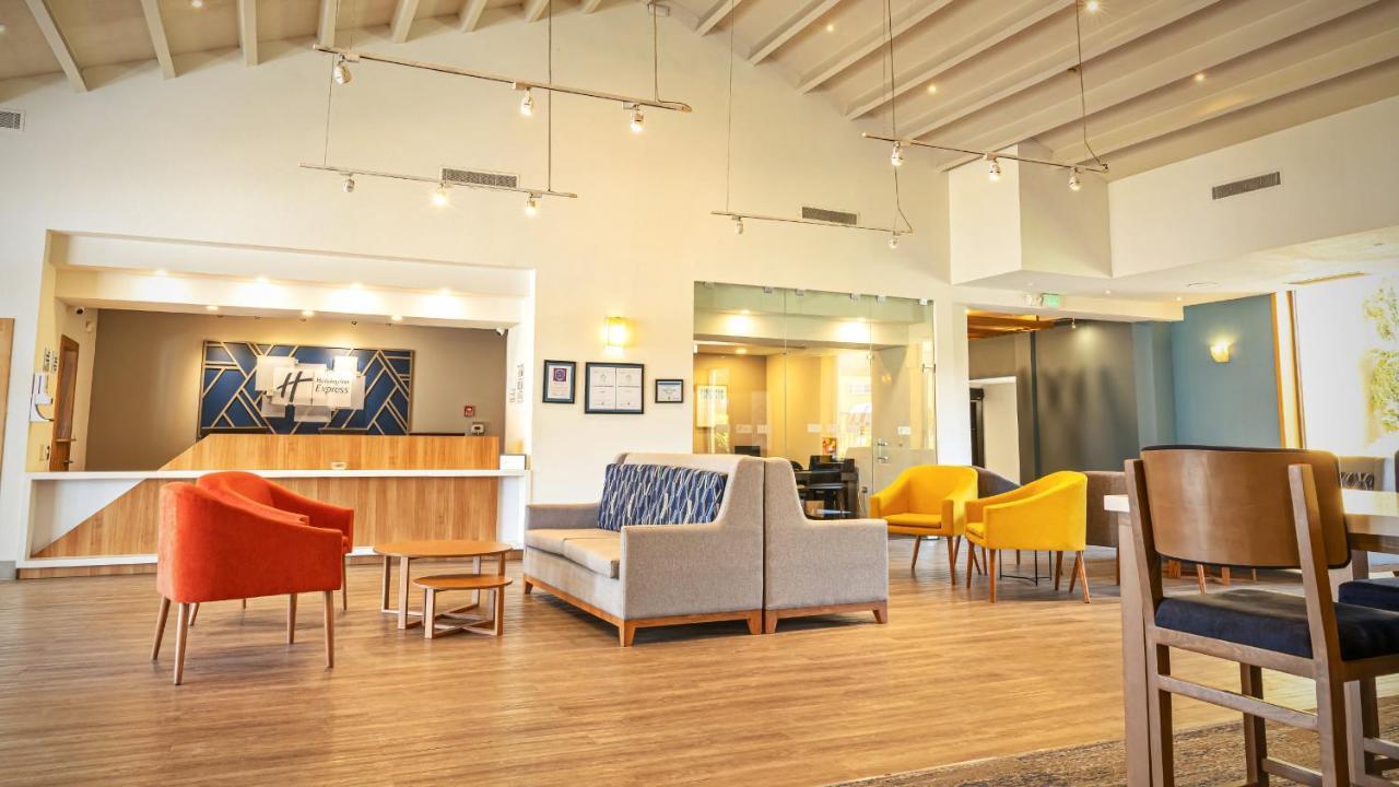 Holiday Inn Express Chihuahua By Ihg Exteriér fotografie